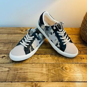 NWOT Vintage Havana Multicolor Camo Multi Gail Star Size 10